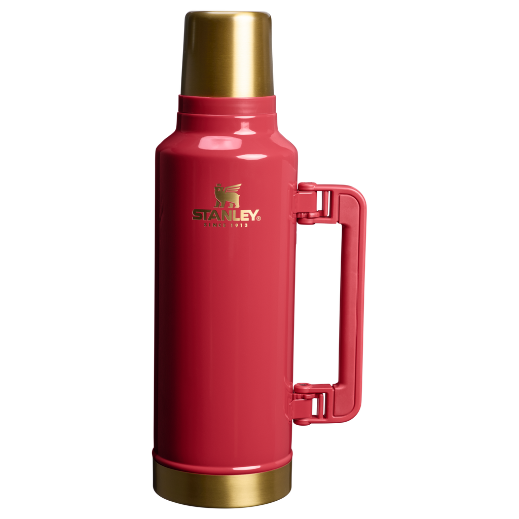 Stanley The Cheers & Cheer Classic Legendary Bottle | 2 QT